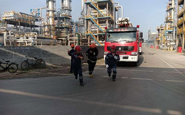 以练为“战”，，同心向前