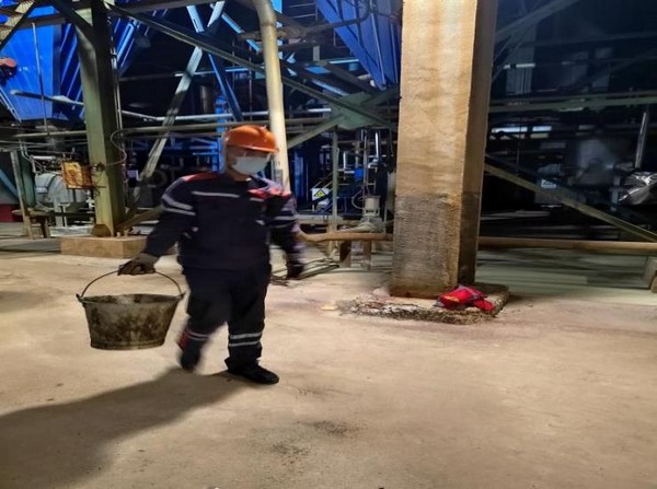 9570d4ae0ff74f138b8040aa9c795575