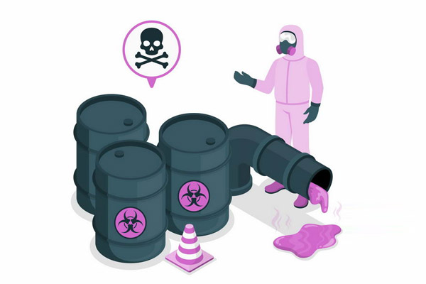 美火车脱轨造成有害气体走漏 遇危险化学品事故要怎样避险？