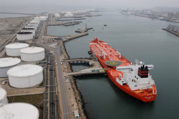 专家：：石油输出国自愿减产，，，或将对美联储钱币政策带来掣肘