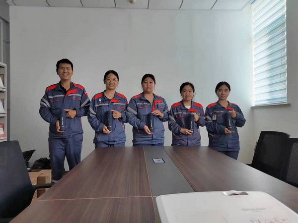 3f3e05c6e3a84a29bff6a62a2b9c38ef