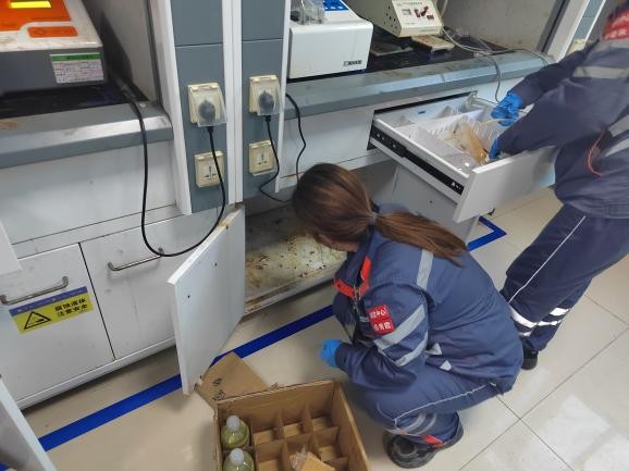 73e192c0c4f2407d9ce818ef535c0fd8