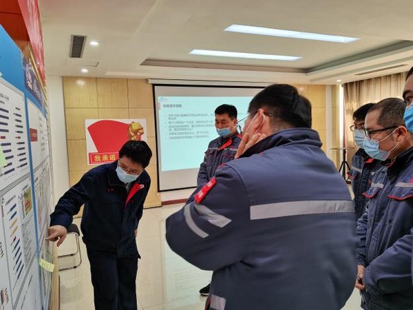 81325644547f49a99a07cd46cb924f04