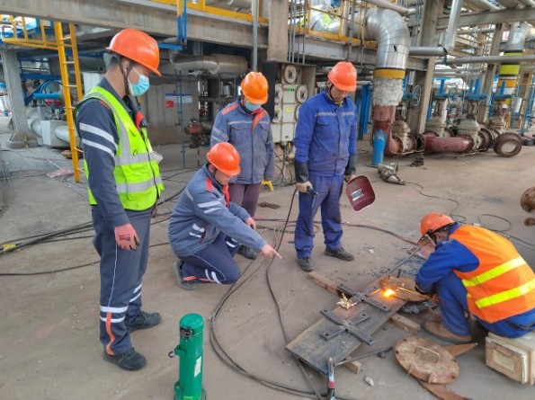 06900aa9b8f6495f9845d174c251cae4