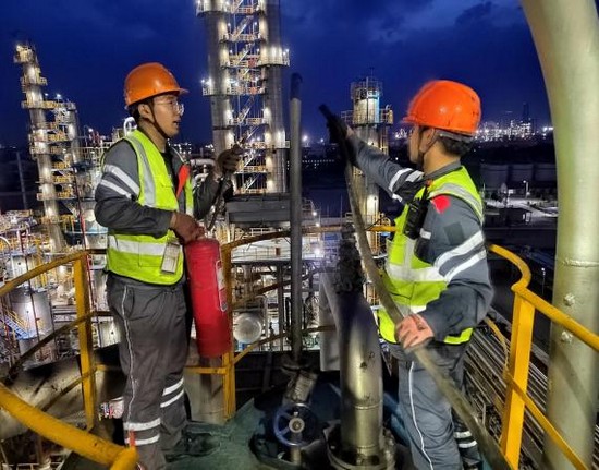 5efa651d012a4c7db313596f68652ffb