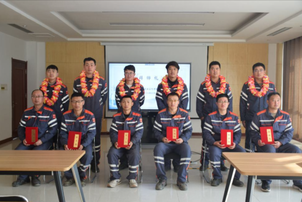 d02c7c5774b7453ab89482e7cad07322