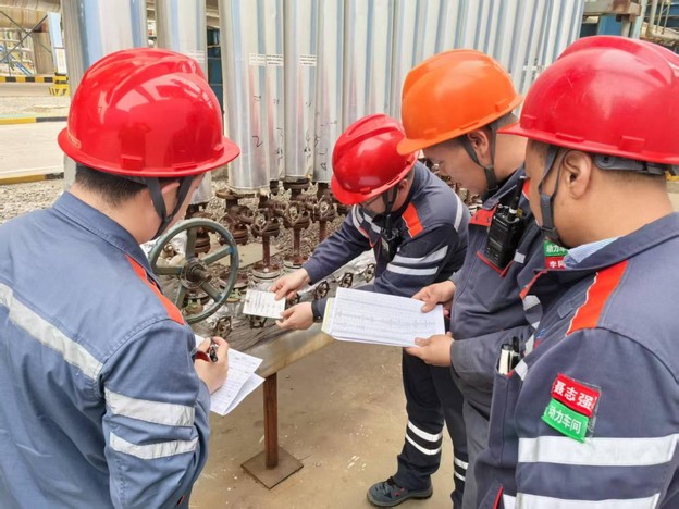 70ce60951c8b40f19f11392324c14119