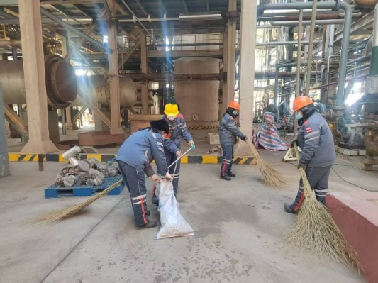 f6cc824970714a23b4420b1f4d92f5b8