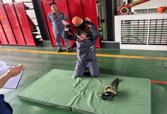 02fb735e31d64c19ae210bc1490740ad