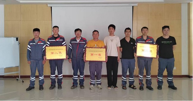 7b314c5ab2384c3aa50226df174a8e5c