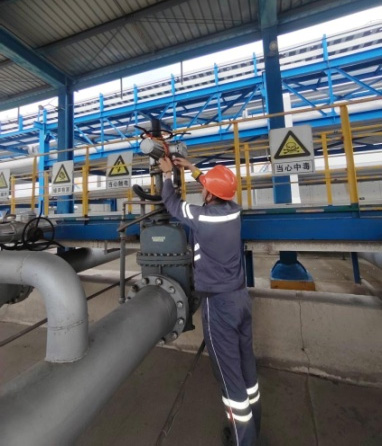 b806c266b79048dcb4ad5e21c50c6092