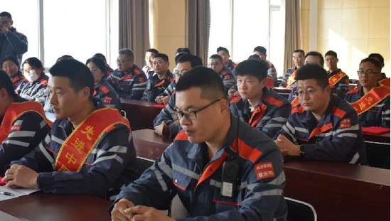 fce3733284214774b4e60a23abc6180e